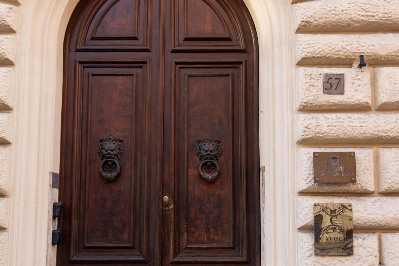 Cavour Luxury Rooms - LR Collection - B&B