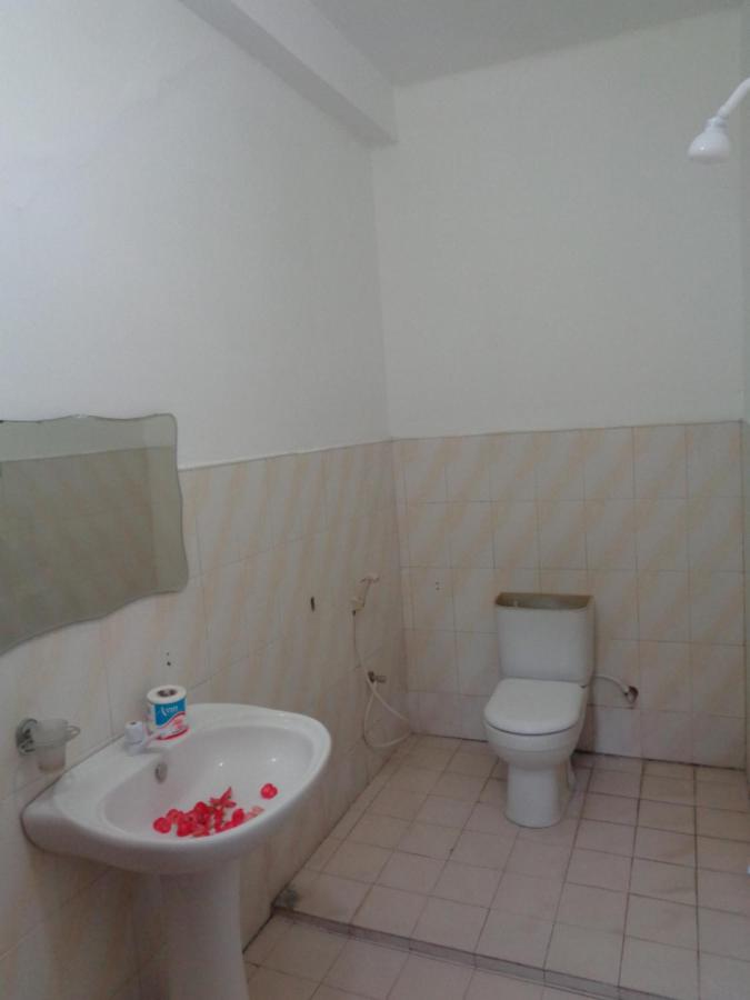 Wellawaya Rest House - B&B