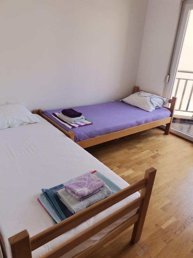 Maša Bečići Apartman - Bed and Breakfast