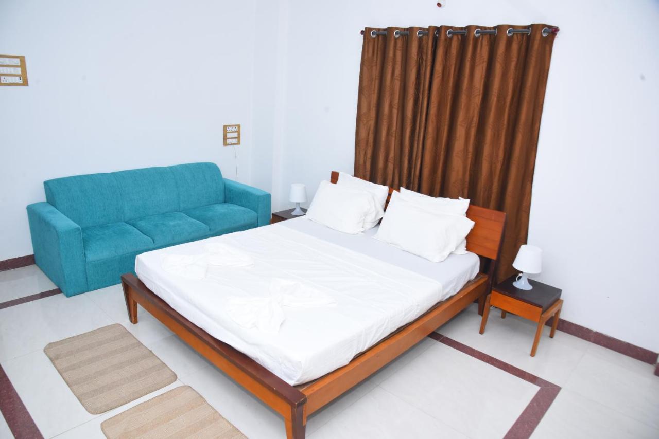 B&B Sholapur - Hotel Solis stay - Bed and Breakfast Sholapur