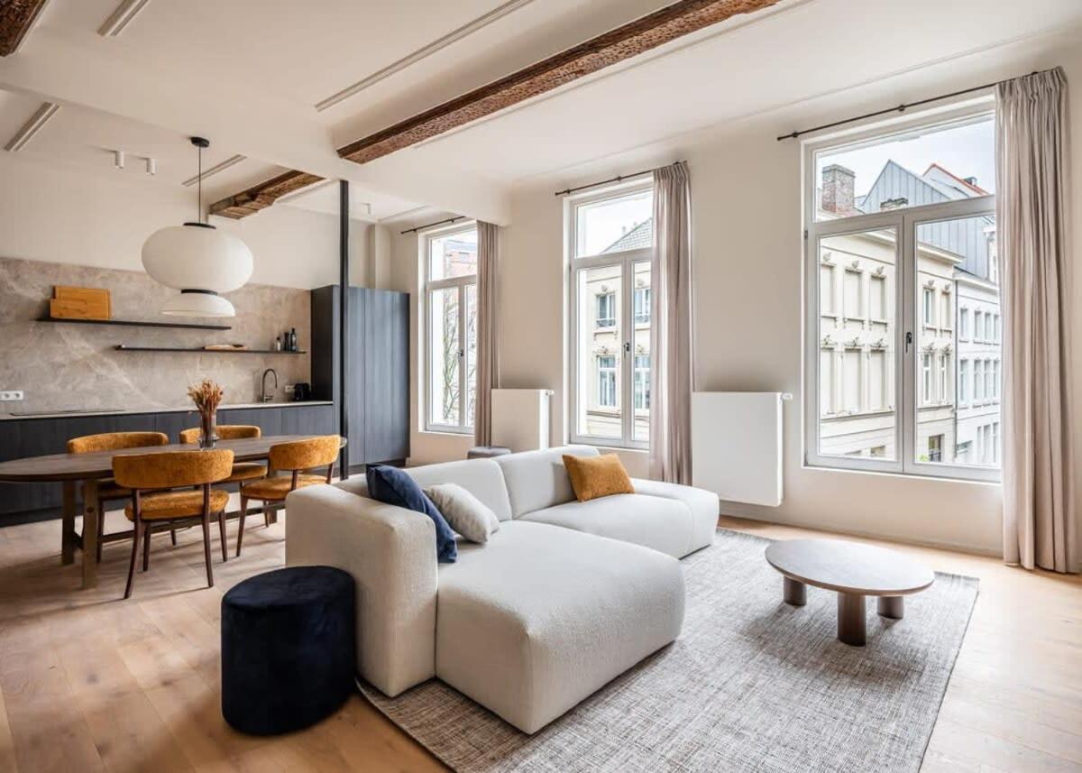 B&B Ghent - Stylishly renovated apartment overlooking the lively City Center - Bed and Breakfast Ghent