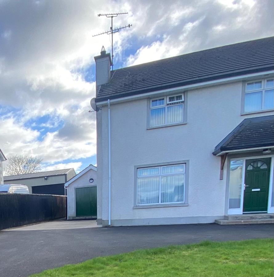 House in Mid Ulster - Sleeps 8 - B&B Draperstown