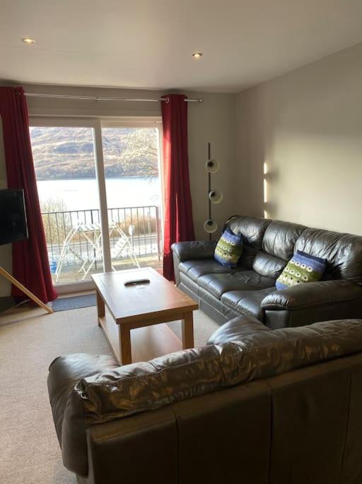 Fassifern. 1st Floor Apartment with Loch View - Bed and Breakfast