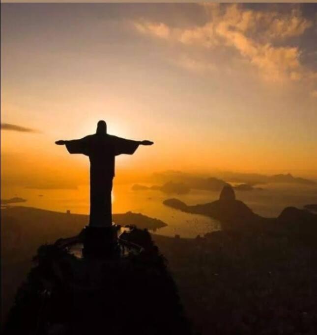 Apto confortável Copacabana mínimo 2 dias antecedência para reservas - Bed and Breakfast