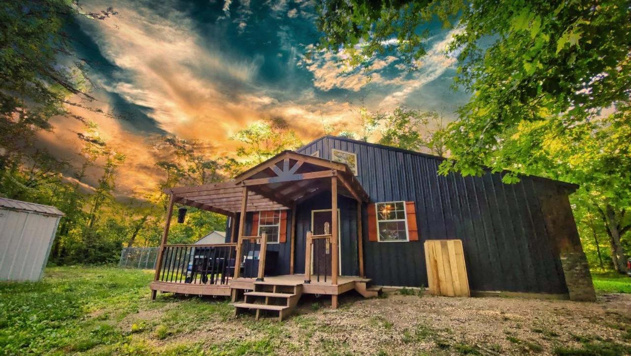 Mark Twain Current River Barndo - B&B