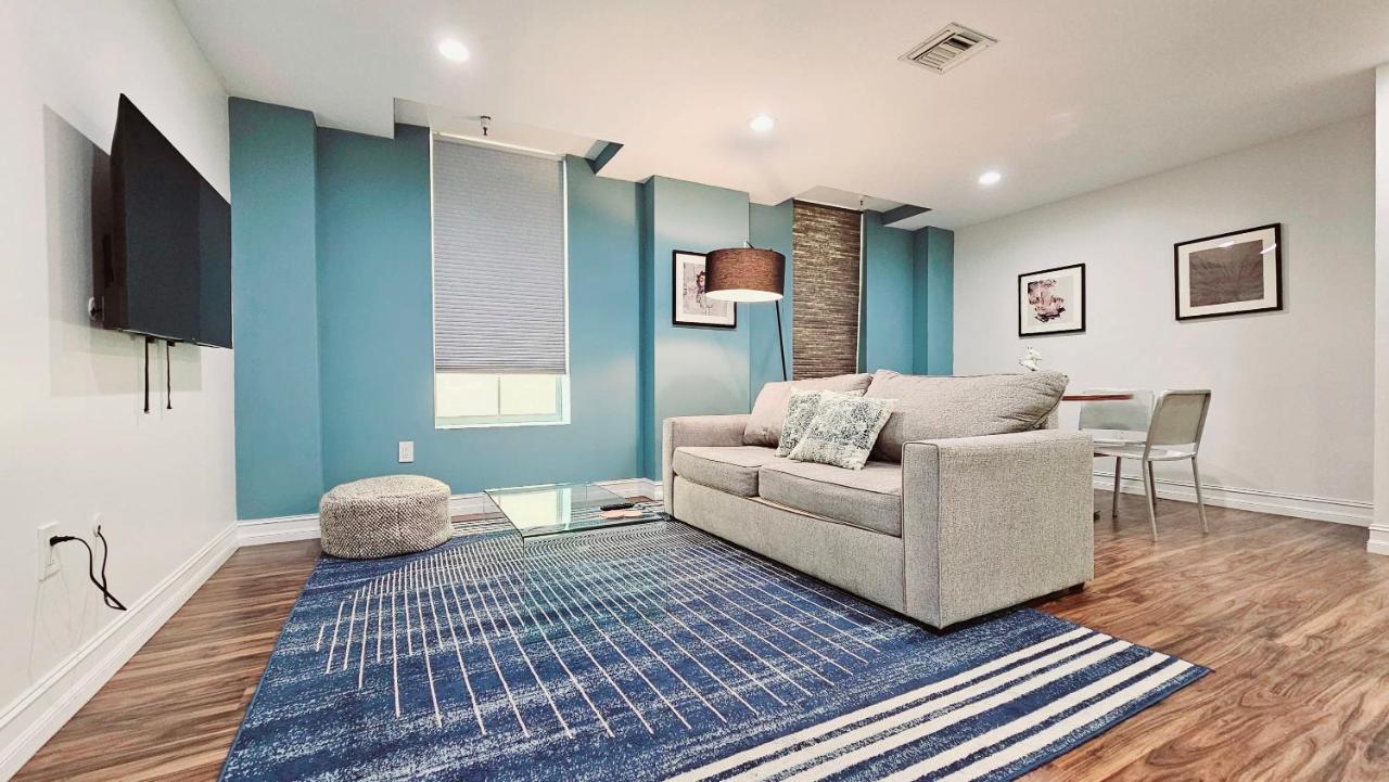 The Lofts on Clematis 305 Downtown West Palm Beach - B&B West Palm Beach