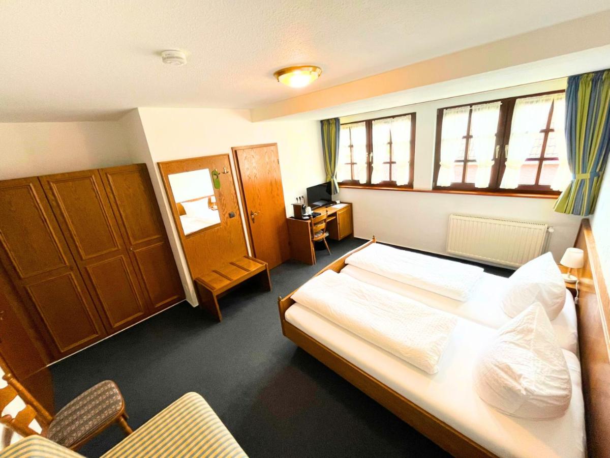 Doppelzimmer mit Zustellbett