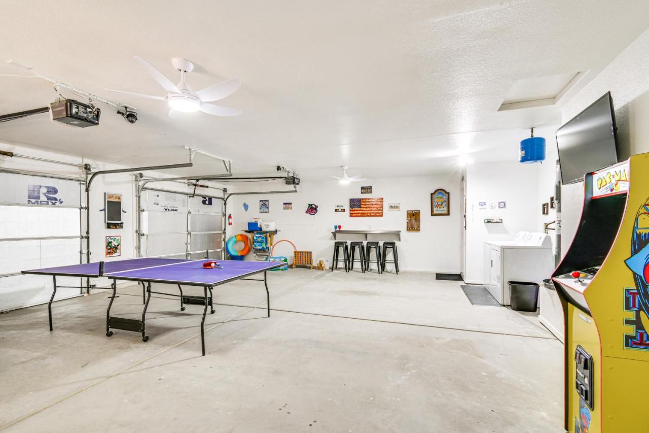Game Room + Fire Pit : Lake Havasu Retreat! - B&B Lake Havasu City