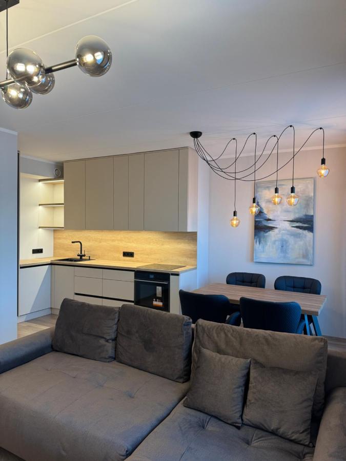 B&B Dreiliņi - Modern 4-Room compact flat with parking in Riga - Bed and Breakfast Dreiliņi