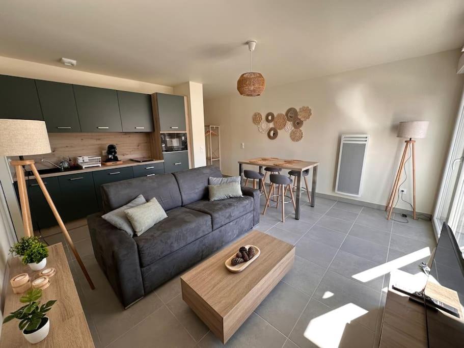 A 600m de la plage - Le Nature - - B&B