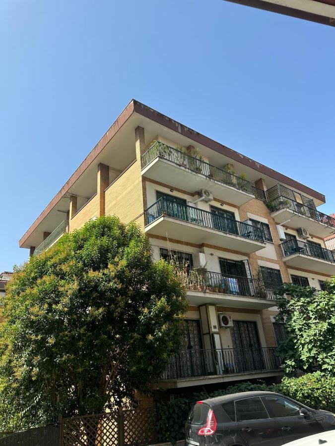 Casa Sofia, a 4 fermate metro dal Vaticano - Ferienwohnung Rom