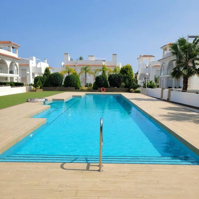 Casa Marietha Apartment with swimming pool and roof terrace - Chambres d’hôtes