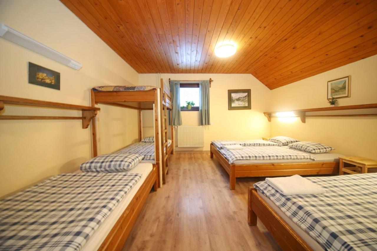 Camera Familiare con Bagno Privato