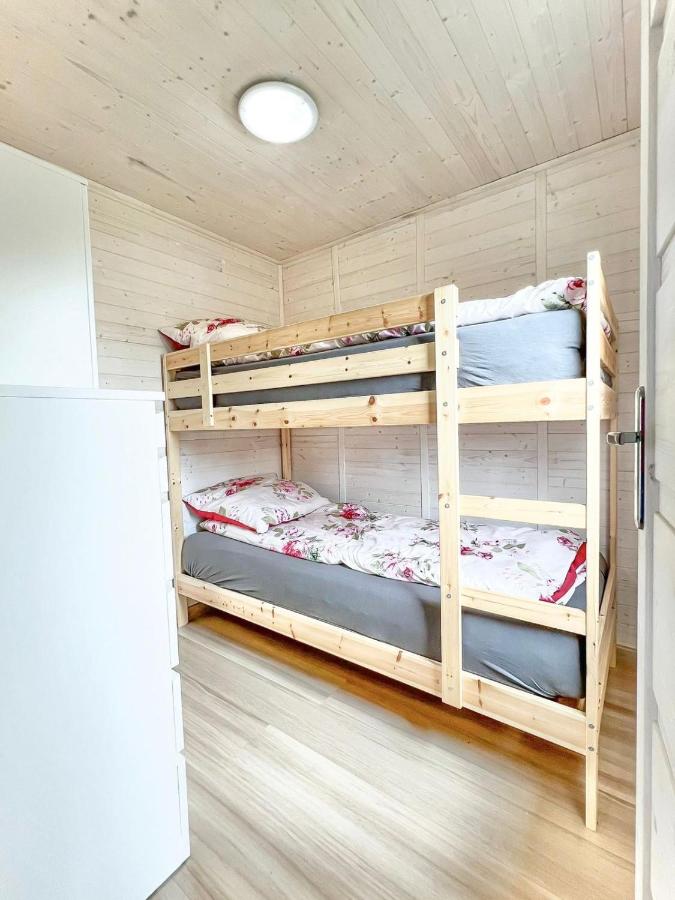 Chatki u Agatki - B&B Jezierzany