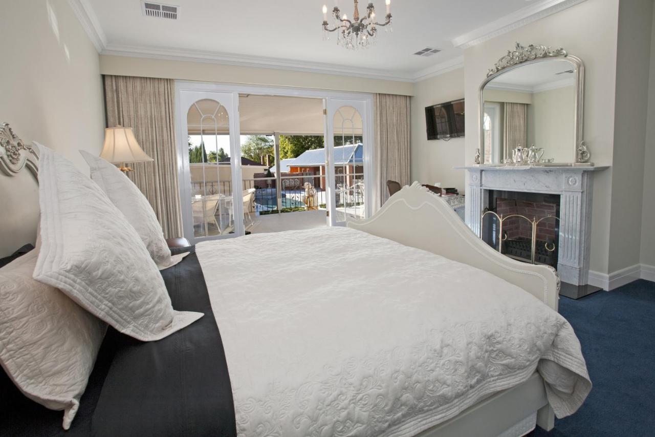 Silver Deluxe Room With Pool View
