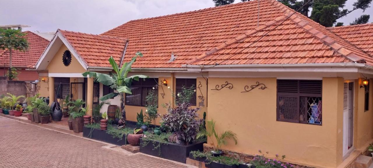 B&B Kampala - Naalya Motel - Bed and Breakfast Kampala