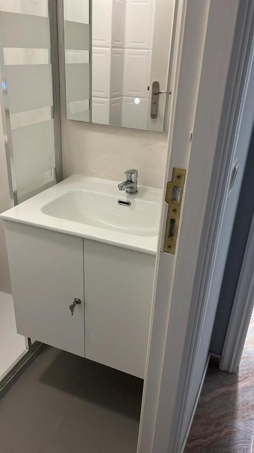 Double Room with Private External Bathroom