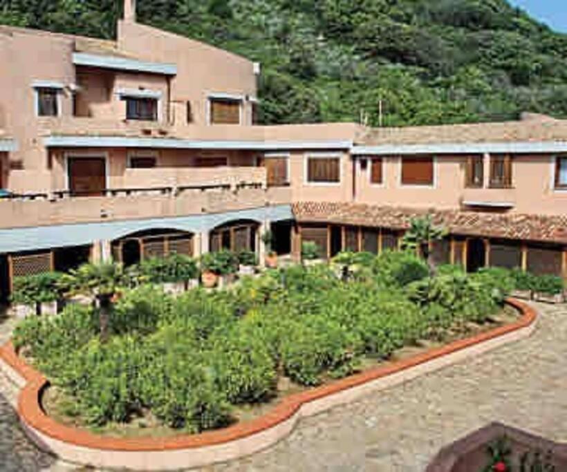 Il Faraglione - Appartamento con vista mare - B&B Campese
