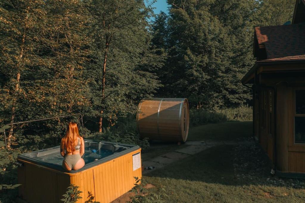 Private Hot Tub Sauna Indoor pool ski Monopoly - Chambres d’hôtes