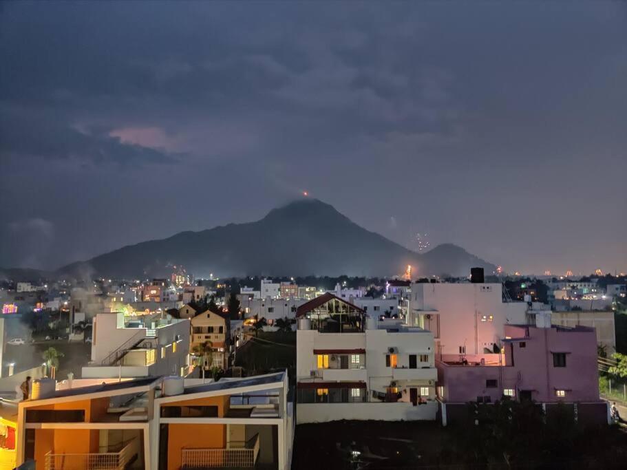 B&B Tiruvannamalai - Meadow View - Bed and Breakfast Tiruvannamalai