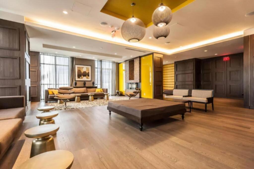 Metropolis Loft - CN Tower - Ferienwohnung Toronto
