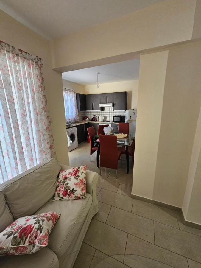 STEFARIS sea & mountain view - Chambres d’hôtes Larnaca