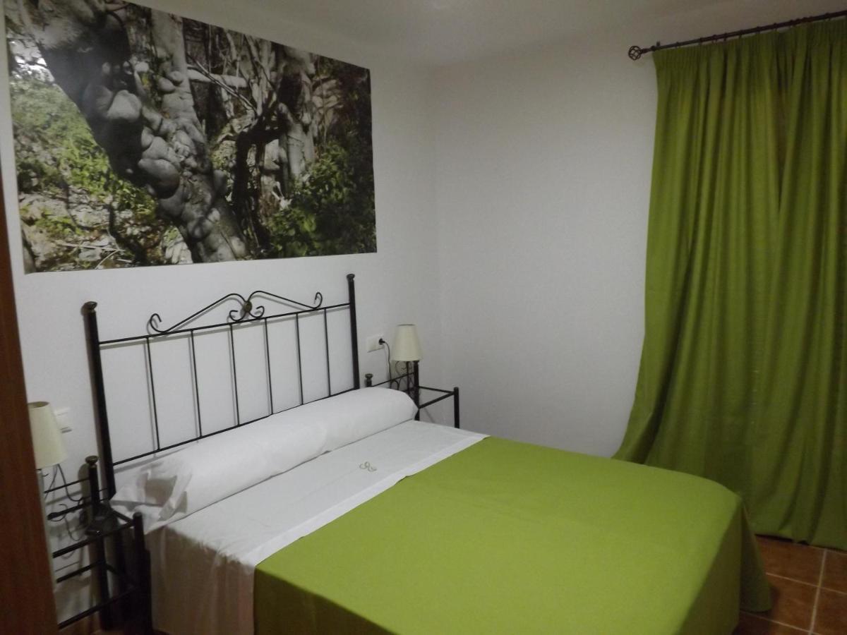 Double or Twin Room with Private Bathroom