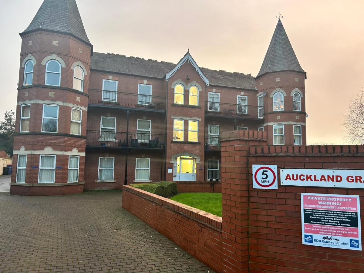 Auckland House 3 beds free parking - Ferienwohnung