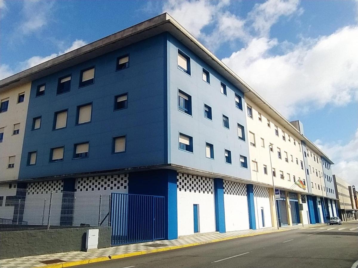 LuxSevilla Moderno 1 Room Piscina Parking - Bed and Breakfast