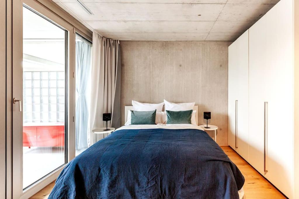 B&B Zürich - Designer-Maisonette im Industrie Chic 3,5 Zimmer - Bed and Breakfast Zürich