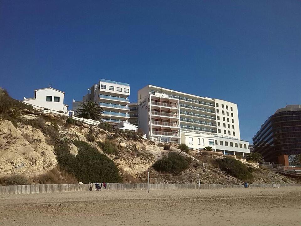 Apartamentos Los Pinos - Bed and Breakfast