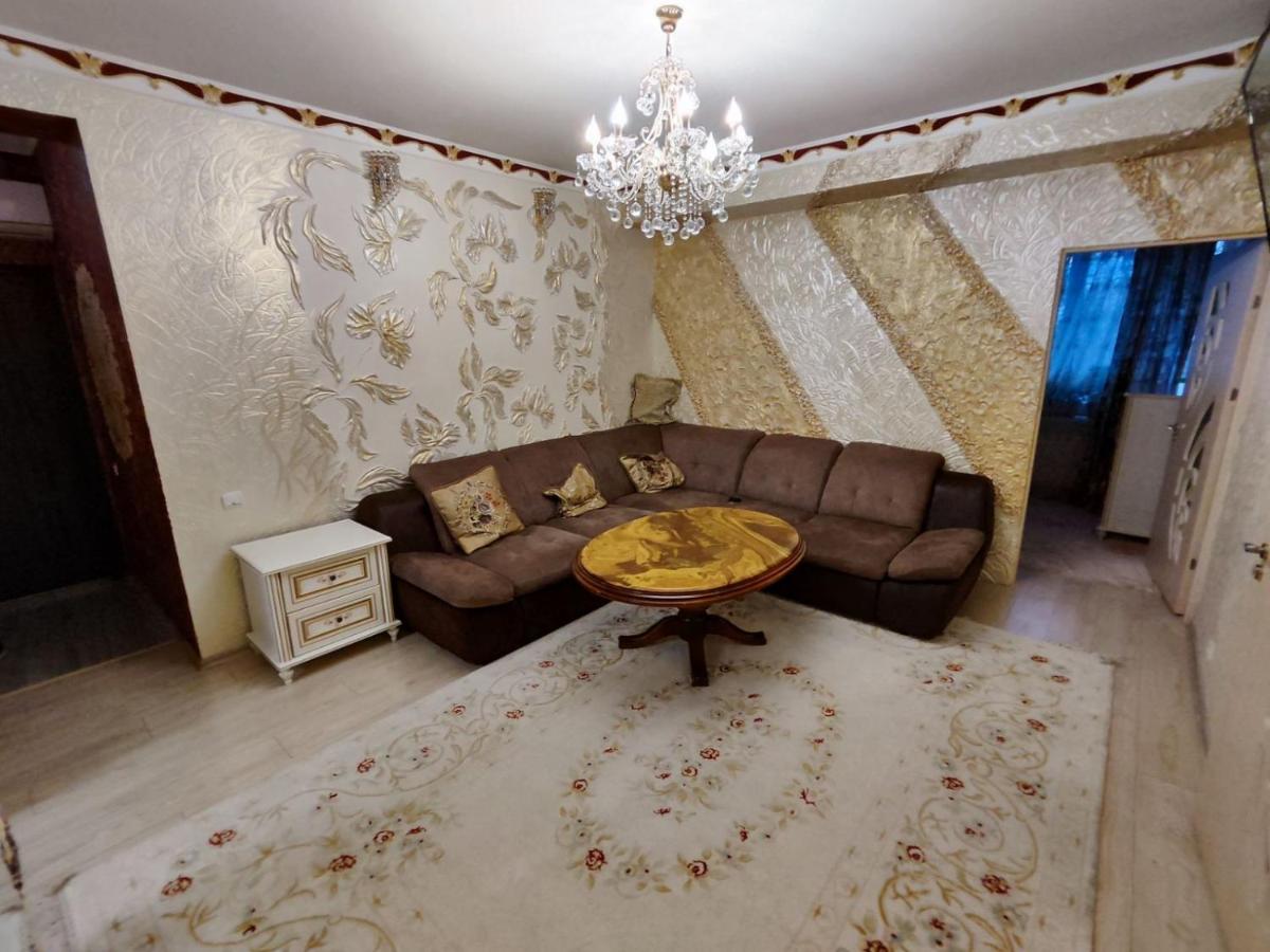 B&B Chișinău - Gold Rose Apartament - Bed and Breakfast Chișinău