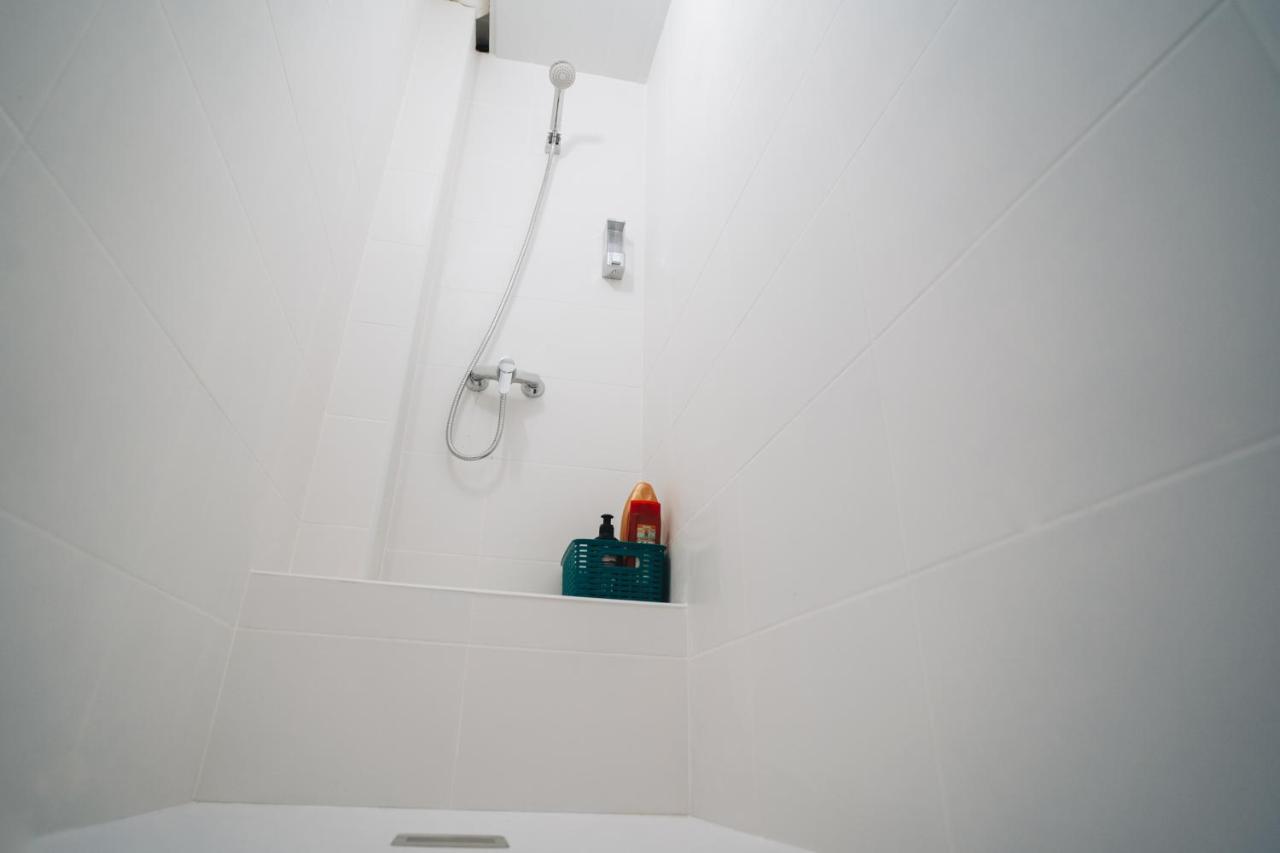 Einzelzimmer mit Gemeinschaftsbad