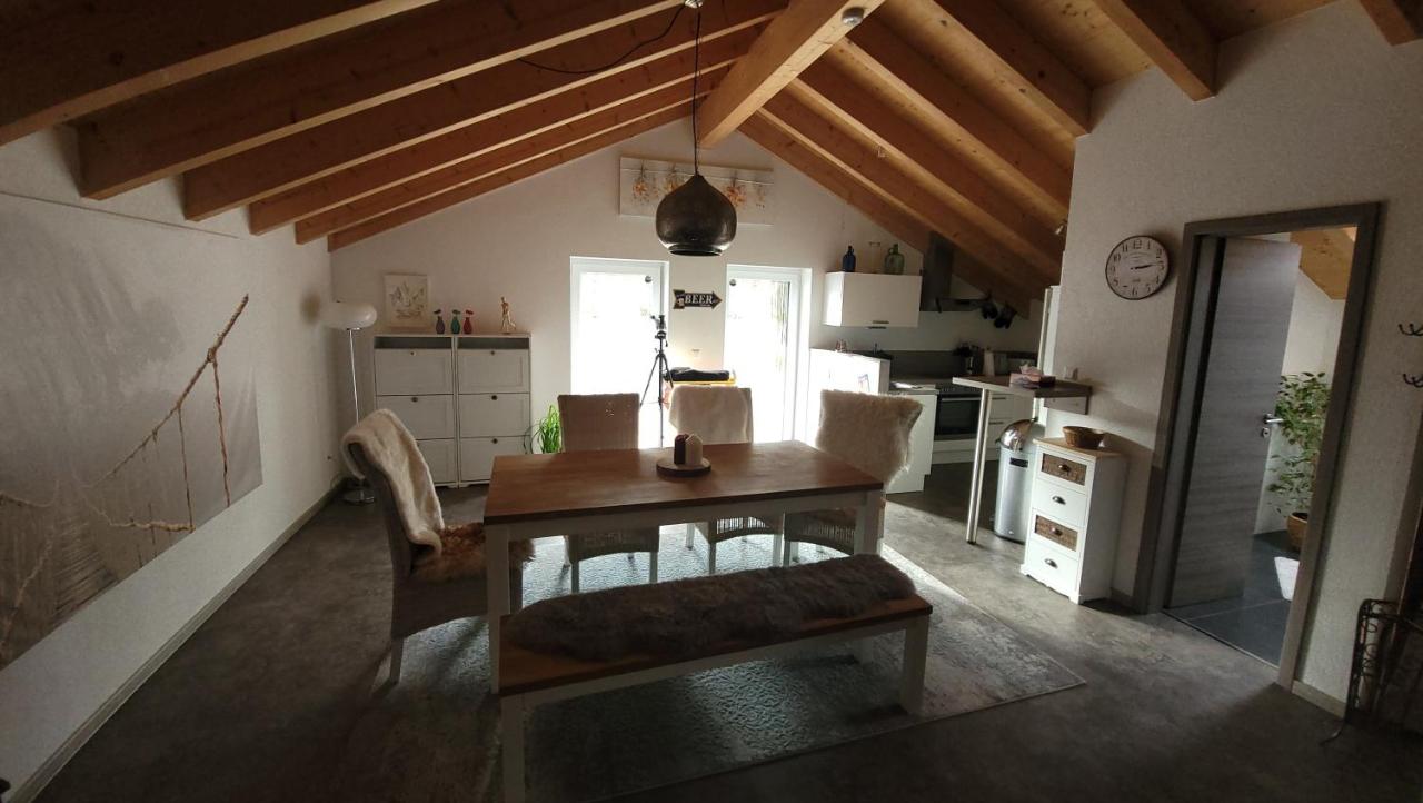 FeWoHerrmann - Ferienwohnung Gundelsheim