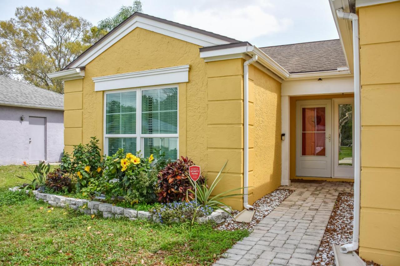Lanai and Pond at Tranquil Bradenton Retreat! - B&B Bradenton