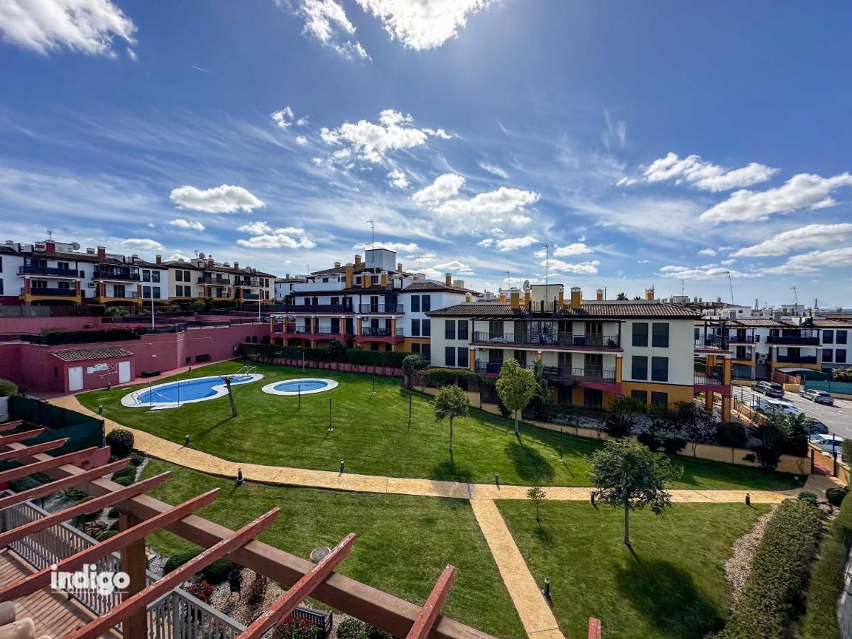 Bright 3 Bedroom Penthouse Apartment MAT001 - Chambres d’hôtes Ayamonte