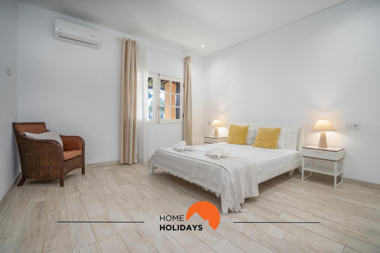 #213 Vila Roja Pé by Home Holidays - B&B