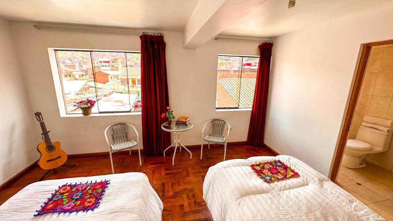 Chambre Lits Jumeaux avec Salle de Bains Privative
