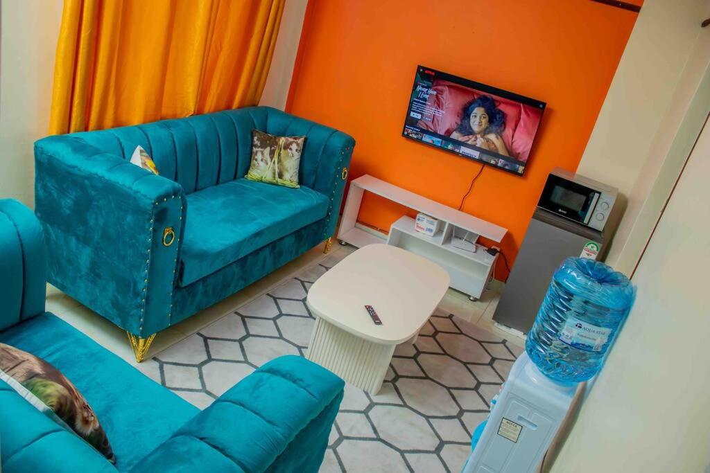 B&B Nairobi - Swanky 1B (Utawala)-0713746340 - Bed and Breakfast Nairobi