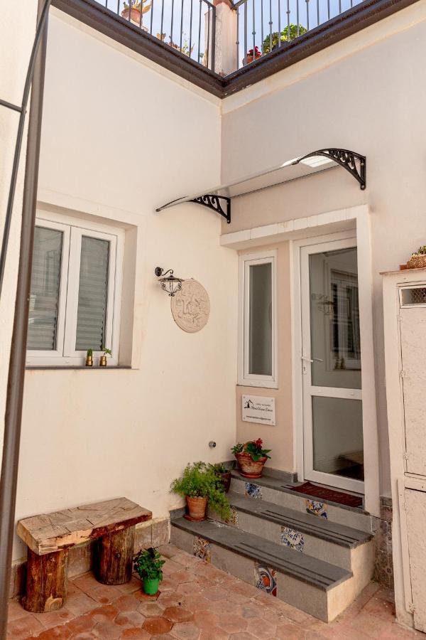 MonteVergine Domus - B&B Catania