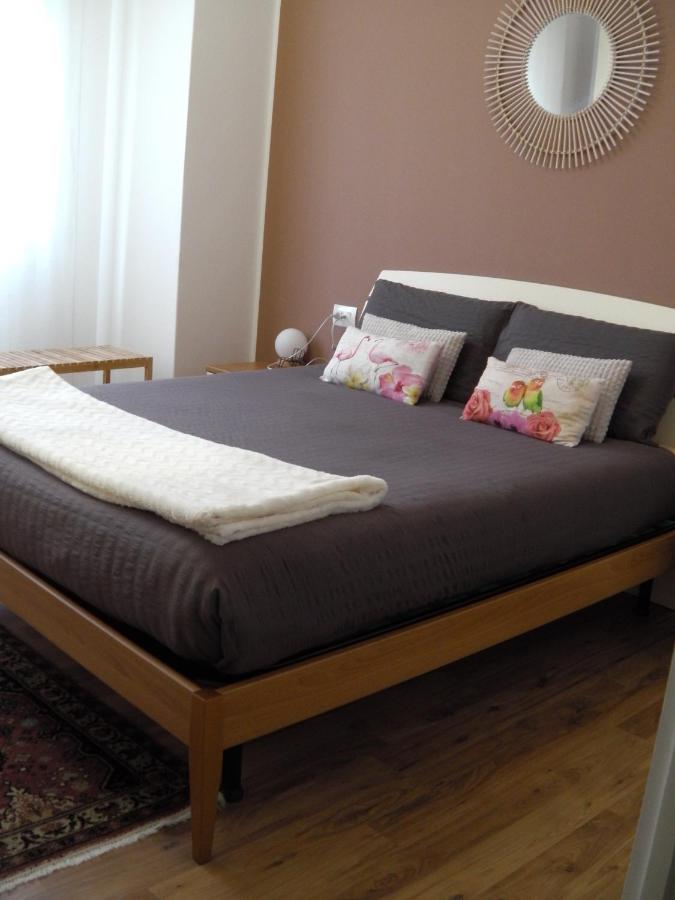 One-Bedroom Standard Apartment