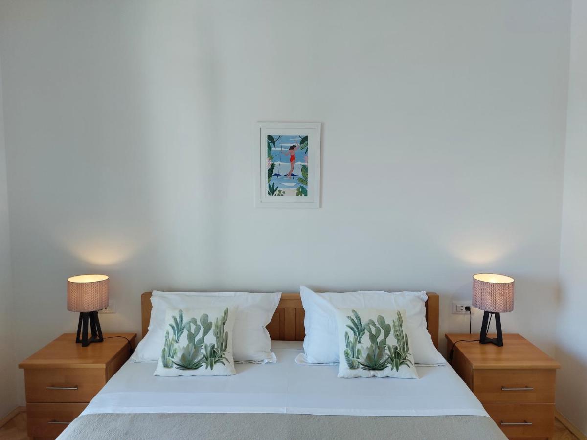 Double Room with Balcony and Sea View
