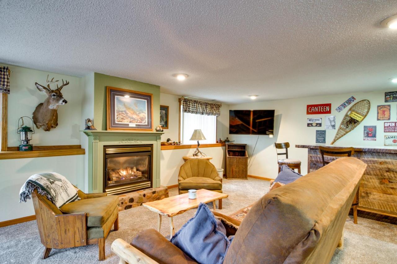 Lakefront Minnesota Home with Deck, Dock and Fire Pit - B&B