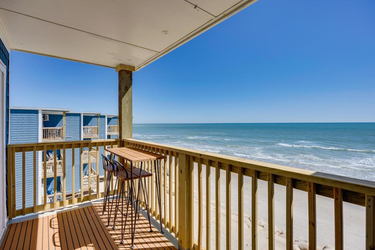 North Topsail Beach Condo with Ocean-View Balcony! - B&B