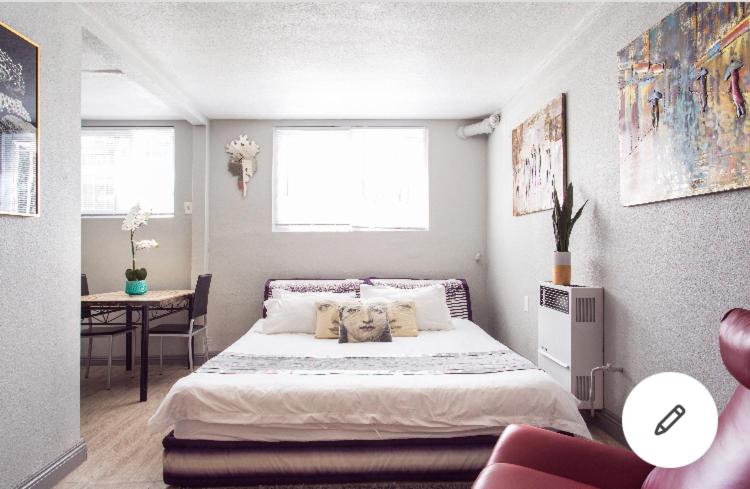 B&B Los Ángeles - Beautiful Apartment in the heart of Koreatown! - Bed and Breakfast Los Ángeles