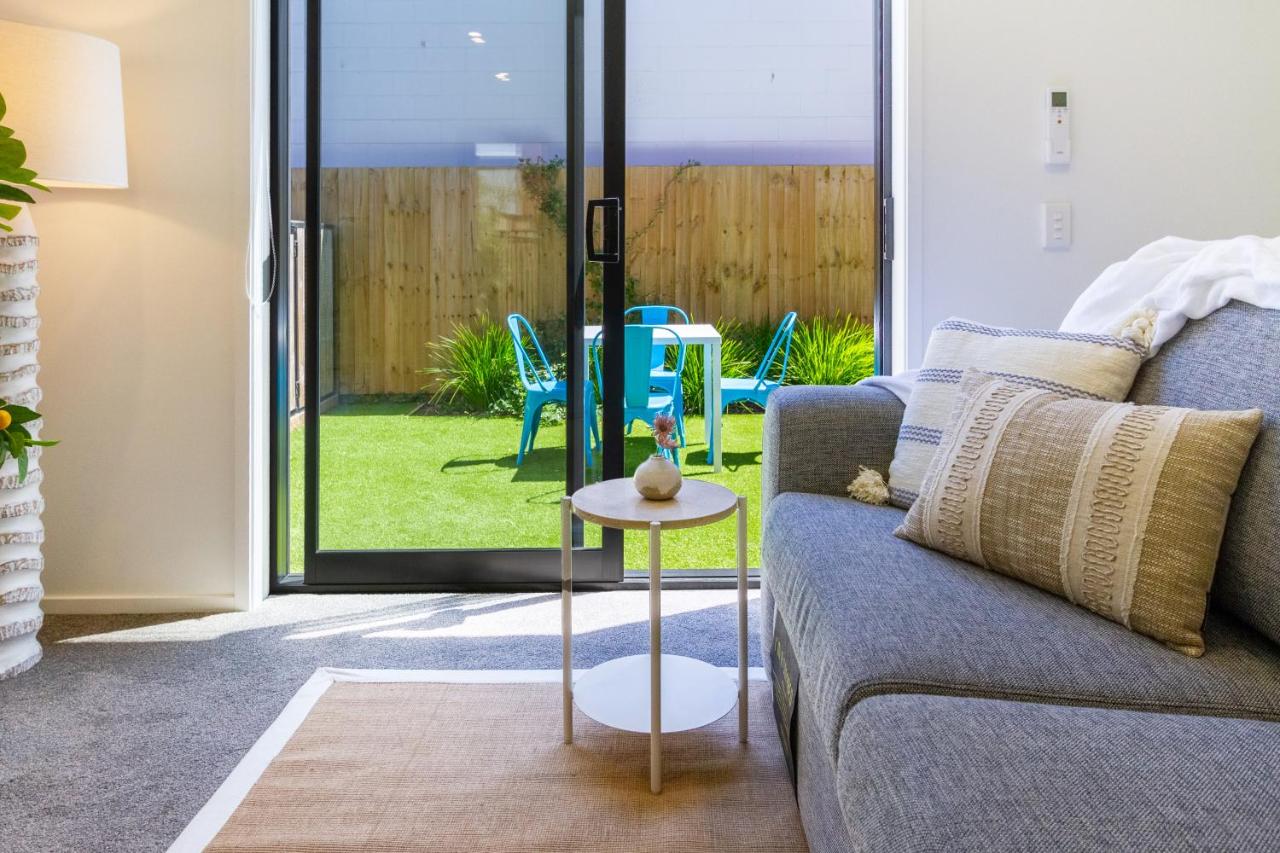 Central Chch Greek Island Vibe 2bed townhouse - B&B Christchurch