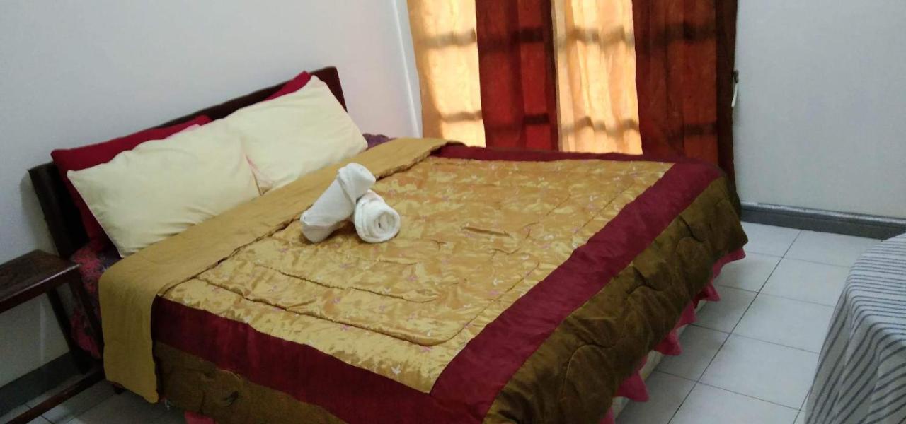 B&B Bandar Seri Begawan - Melrose homestay and transport - Bed and Breakfast Bandar Seri Begawan