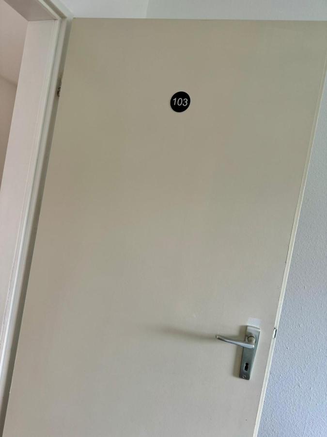 Camera Budget Doppia con Letti Singoli