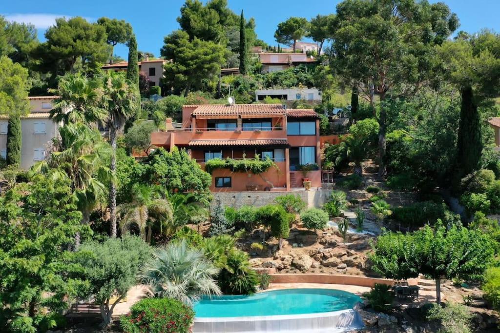 By Elodie Face à la mer - B&B Hyères