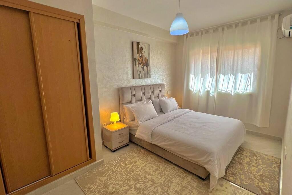 T6 Appartement entièrement neuf au cœur de Témara - B&B